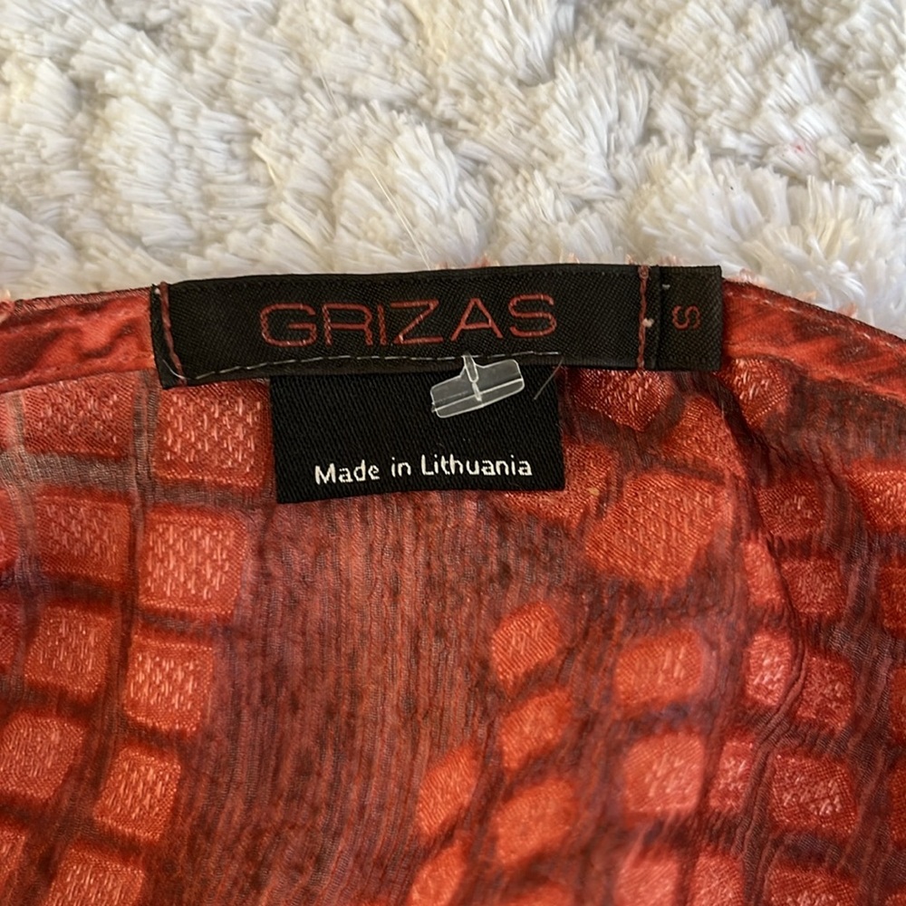 Grizas Silk Blend Patterned Sheer Top - Picture 8 of 9
